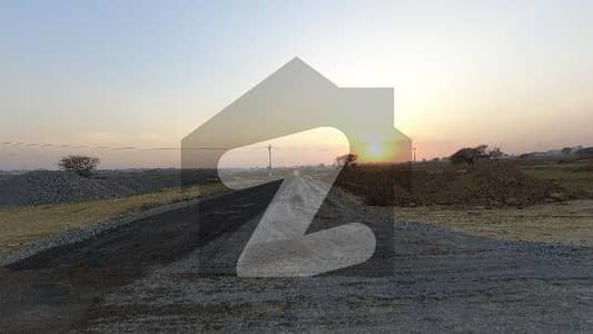 ای ۔ 12 اسلام آباد میں 1 کنال رہائشی پلاٹ 8.4 کروڑ میں برائے فروخت۔