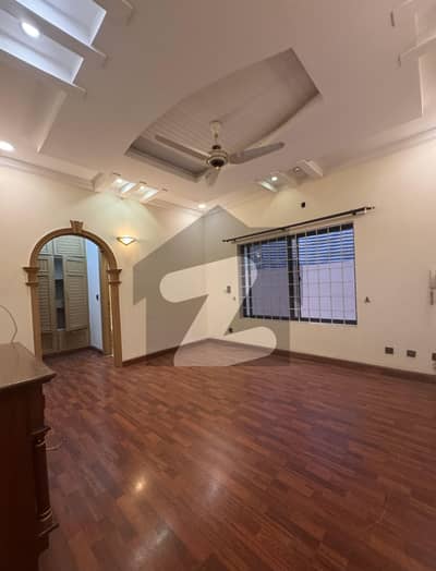 F-10 666 Square Yard Beautiful House Available For Rent Excellent Condition Green Lawn Close End Street Washrooms And Kitchen Excellent Condition