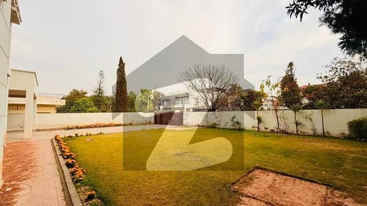 Brand New House Available For Rent In E7 Size 800 Sq Yds