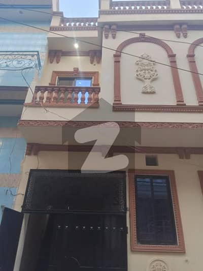 سبزہ زار سکیم لاہور میں 3 کمروں کا 2 مرلہ مکان 1.1 کروڑ میں برائے فروخت۔