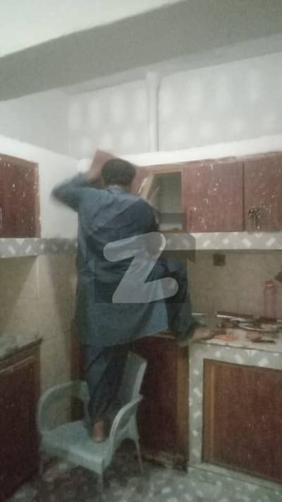 نیو کراچی ۔ سیکٹر 3 نیو کراچی,کراچی میں 2 کمروں کا 3 مرلہ بالائی پورشن 20.0 ہزار میں کرایہ پر دستیاب ہے۔