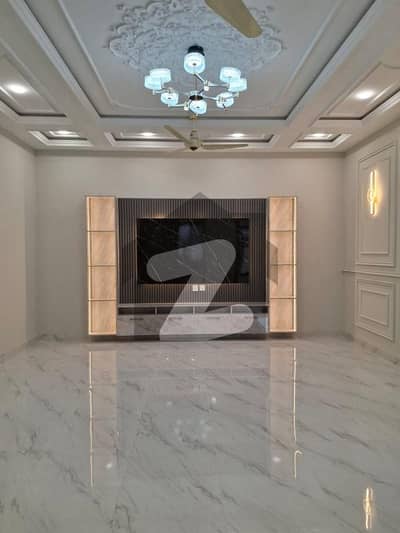 G-13 , Brand New SIZE 40X80 Architect Designer Double Storey House 6 Master Bedrooms Attached Stylish 6 Bathrooms 2 D/D 2 Tv Lounge, American Style Kitchen Sqtr Reasonable Price