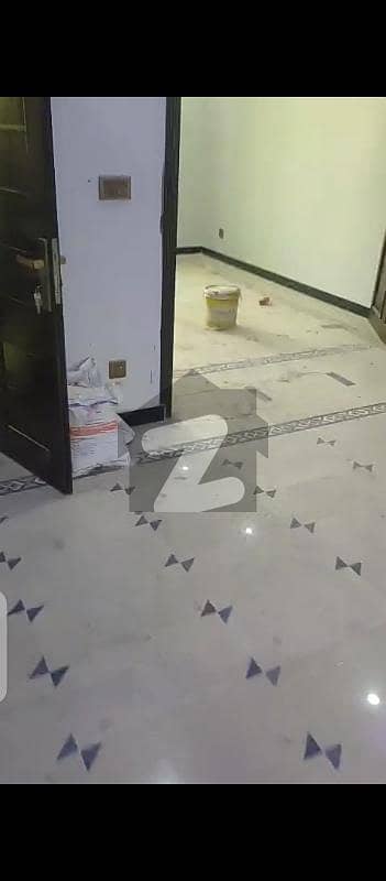 Ground floor for Rent in I11