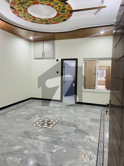 ایچ ۔ 13 اسلام آباد میں 7 کمروں کا 5 مرلہ مکان 90.0 ہزار میں کرایہ پر دستیاب ہے۔