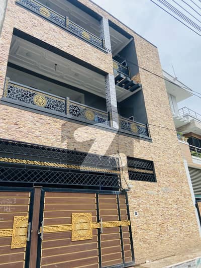 ایچ ۔ 13 اسلام آباد میں 7 کمروں کا 5 مرلہ مکان 90.0 ہزار میں کرایہ پر دستیاب ہے۔