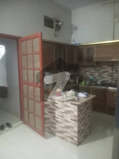 نارتھ کراچی ۔ سیکٹر 8 نارتھ کراچی,کراچی میں 4 کمروں کا 5 مرلہ مکان 2.25 کروڑ میں برائے فروخت۔