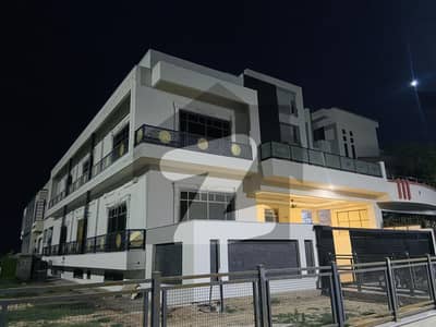 G13/2 size 14 marla brand new upr portion for rent