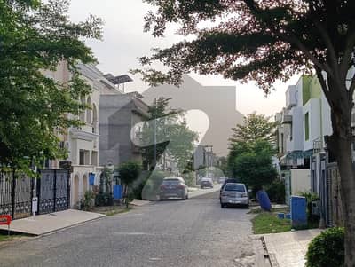 ڈریم گارڈن - بلاک ڈی ڈریم گارڈن,پرانا شجاع آباد روڈ,ملتان میں 4 کمروں کا 5 مرلہ مکان 2.3 کروڑ میں برائے فروخت۔