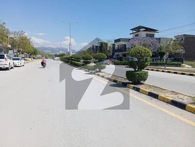 ایم پی سی ایچ ایس - بلاک ای ایم پی سی ایچ ایس ۔ ملٹی گارڈنز,بی ۔ 17,اسلام آباد میں 11 مرلہ رہائشی پلاٹ 1.5 کروڑ میں برائے فروخت۔