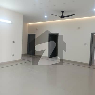 نیشنل پولیس فاؤنڈیشن او ۔ 9 - بلاک بی نیشنل پولیس فاؤنڈیشن او ۔ 9,اسلام آباد میں 6 کمروں کا 1 کنال مکان 1.55 لاکھ میں کرایہ پر دستیاب ہے۔