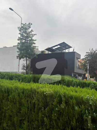 بحریہ ٹاؤن فیز 8 - بحریہ آرچرڈ بحریہ ٹاؤن فیز 8,بحریہ ٹاؤن راولپنڈی,راولپنڈی میں 5 مرلہ رہائشی پلاٹ 16.0 لاکھ میں برائے فروخت۔