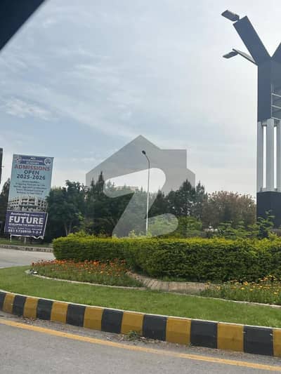 بحریہ ٹاؤن فیز 8 ۔ عثمان بلاک بحریہ ٹاؤن فیز 8 ۔ سفاری ویلی,بحریہ ٹاؤن فیز 8,بحریہ ٹاؤن راولپنڈی,راولپنڈی میں 7 مرلہ رہائشی پلاٹ 68.0 لاکھ میں برائے فروخت۔