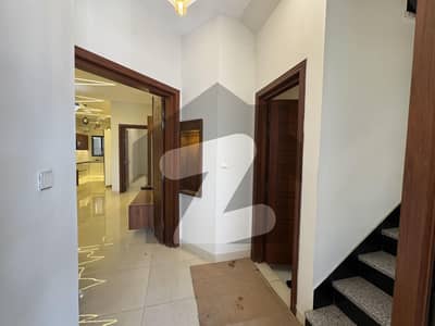 8 MARLA CORNER LUXURY HOUSE FOR SALE IN FAISAL TOWN BLOCK A