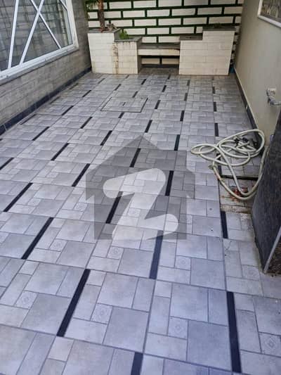 ڈی ایچ اے فیز 8 سابقہ ایئر ایوینیو ڈی ایچ اے فیز 8,ڈی ایچ اے ڈیفینس,لاہور میں 3 کمروں کا 10 مرلہ مکان 2.5 لاکھ میں کرایہ پر دستیاب ہے۔