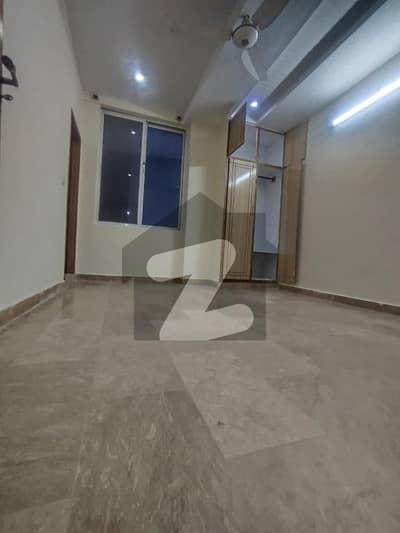 ایچ ۔ 13 اسلام آباد میں 2 کمروں کا 4 مرلہ فلیٹ 38.0 ہزار میں کرایہ پر دستیاب ہے۔