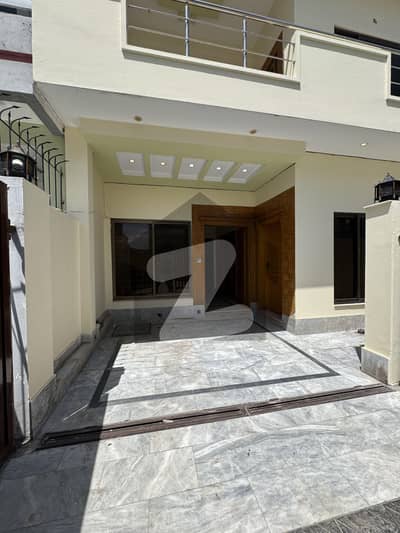 ڈی ۔ 12 اسلام آباد میں 3 کمروں کا 4 مرلہ مکان 1.3 لاکھ میں کرایہ پر دستیاب ہے۔