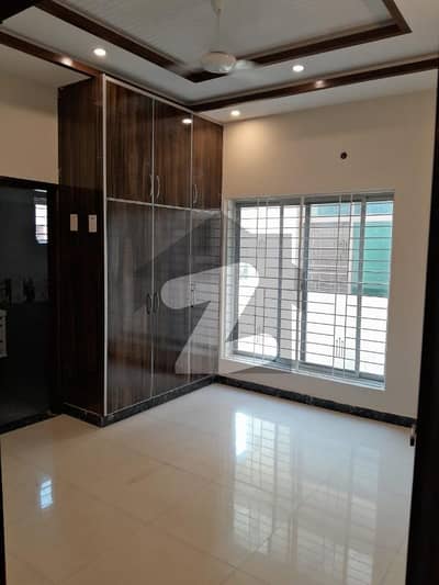 Wapda Town Upper Portion For Rent