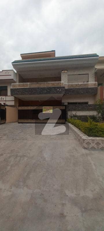 7 Bedroom With Attach Washroom Brand New House G 13/1 Double Road 10 marla Available