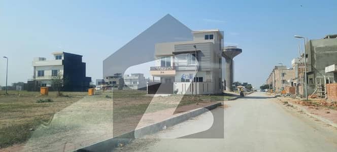 بحریہ ٹاؤن فیز 8 ۔ بلاک ایل بحریہ ٹاؤن فیز 8,بحریہ ٹاؤن راولپنڈی,راولپنڈی میں 5 مرلہ رہائشی پلاٹ 67.0 لاکھ میں برائے فروخت۔