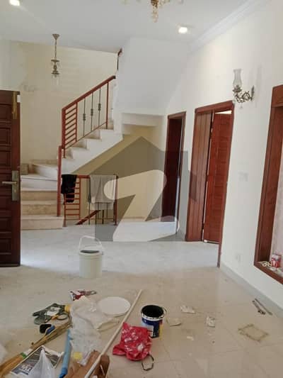 بحریہ انکلیو - سیکٹر بی1 بحریہ انکلیو,بحریہ ٹاؤن,اسلام آباد میں 4 کمروں کا 5 مرلہ مکان 1.15 لاکھ میں کرایہ پر دستیاب ہے۔