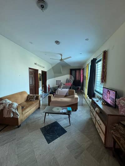 Nfc 1 Kanal Portion For Rent 3 Bed 3 Washroom 1 Store