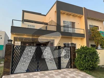 7.5 Marla Luxurious Park Facing House Available For Sale In Buch Executive Villas Multan