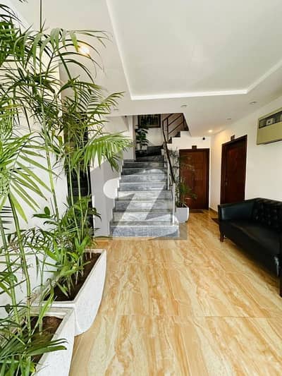 (900 sq. ft) Brand New Luxury Fully Furnished Family Apartment Available For Rent In Eden Ex Air Avenue DHA Phase 8 Lahore. Only Rent [95,000]PKR With Maintenance Charger, Wifi Charges, Lift Charges, Water Charges &Amp; Car Parking All Facility Available. Ground floor apartment. available   daily basis monthly weekly basis. plz contact me