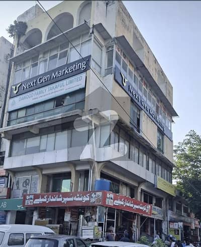 Blue Area 3 Side Open Corner Office Space Almost 1700 Sqf Fully Renovated