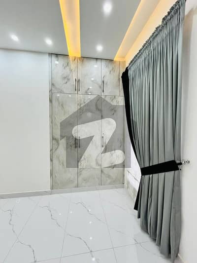 10 Marla house for sale