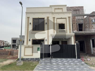 بحریہ نشیمن ۔ آئرس بحریہ نشیمن,لاہور میں 4 کمروں کا 5 مرلہ مکان 75.0 ہزار میں کرایہ پر دستیاب ہے۔