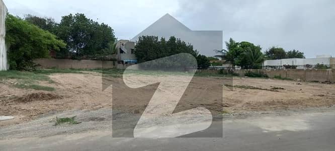 ڈی ایچ اے فیز 7 ایکسٹینشن ڈی ایچ اے ڈیفینس,کراچی میں 4 مرلہ رہائشی پلاٹ 2.5 کروڑ میں برائے فروخت۔