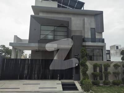 10 Marla Modern House for Sale in Lake City Meadows