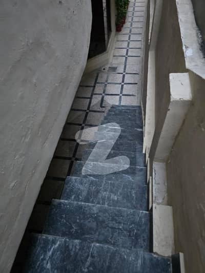 Comfortable 2 Bedroom Lower Portion for Rent