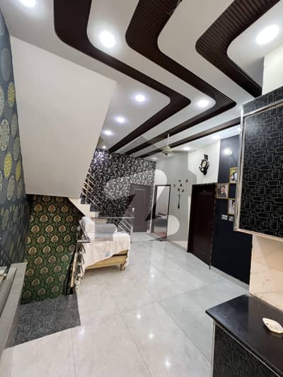 جی منگولیا پارک ۔ بلاک سی جی منگولیا پارک,گوجرانوالہ میں 5 کمروں کا 5 مرلہ مکان 1.42 کروڑ میں برائے فروخت۔