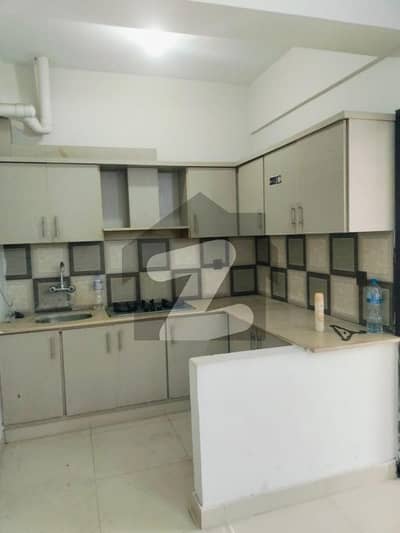 ڈائمنڈ مال اینڈ ریزیڈنسی گلبرگ گرینز,گلبرگ,اسلام آباد میں 1 کمرے کا 2 مرلہ فلیٹ 98.0 لاکھ میں برائے فروخت۔