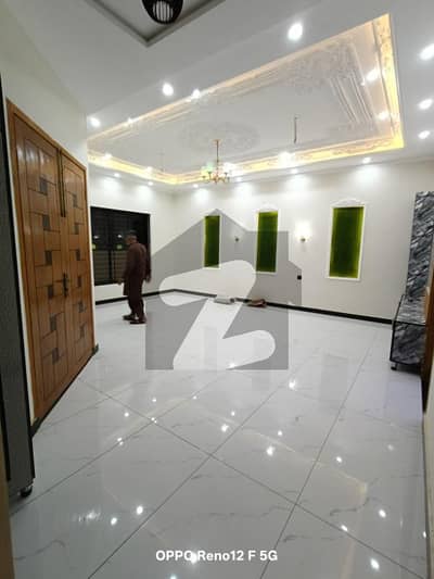 واپڈا ٹاؤن فیز 1 - بلاک ای واپڈا ٹاؤن فیز 1,واپڈا ٹاؤن,ملتان میں 3 کمروں کا 5 مرلہ مکان 65.0 ہزار میں کرایہ پر دستیاب ہے۔