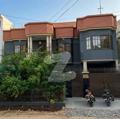 GULSHAN E IQBAL BLOCK 3 400 SQ. YARDS HOUSE FOR SALE