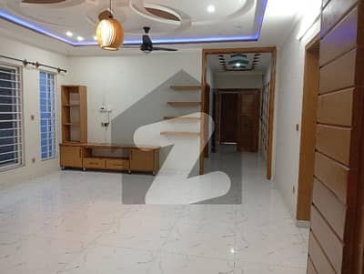 سوان گارڈن ۔ بلاک ایچ سوان گارڈن,اسلام آباد میں 3 کمروں کا 1 کنال بالائی پورشن 83.0 ہزار میں کرایہ پر دستیاب ہے۔