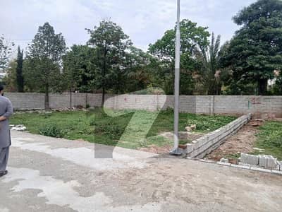 6 Marla Residential Plot Available For Sale
