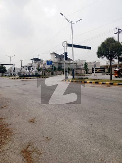 نیو سٹی - بلاک این نیو سٹی,واہ میں 10 مرلہ رہائشی پلاٹ 65.0 لاکھ میں برائے فروخت۔