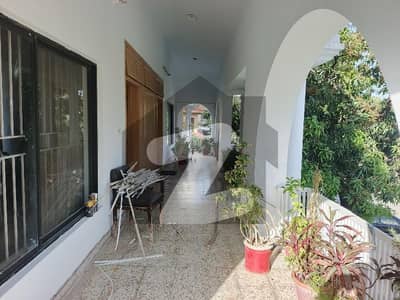 F-10/2 Size 666Yards Upper Portion For Rent