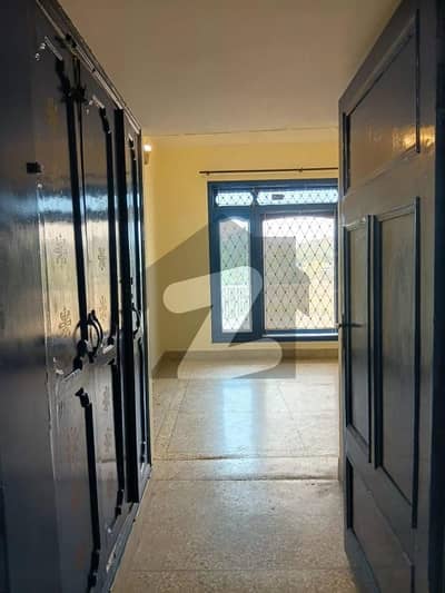 جی ۔ 10/1 جی ۔ 10,اسلام آباد میں 6 کمروں کا 14 مرلہ مکان 10.8 کروڑ میں برائے فروخت۔