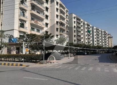عسکری 11 عسکری,لاہور میں 3 کمروں کا 10 مرلہ فلیٹ 2.75 کروڑ میں برائے فروخت۔