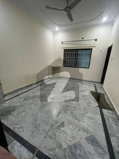 پی ڈبلیو ڈی ہاؤسنگ سوسائٹی ۔ بلاک ڈی پی ڈبلیو ڈی ہاؤسنگ سکیم,اسلام آباد میں 3 کمروں کا 14 مرلہ بالائی پورشن 80.0 ہزار میں کرایہ پر دستیاب ہے۔