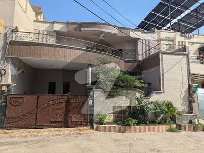 Beautiful Spacious house in Gated Colony in Khawaja Garden Hilal Road, Satyana road Faisalabad. 3 Electricity Meters. Gas, Water, Internet available. Spacious Basement