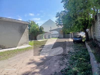 ترنول اسلام آباد میں 6 کنال Studio گودام 17.0 لاکھ میں کرایہ پر دستیاب ہے۔