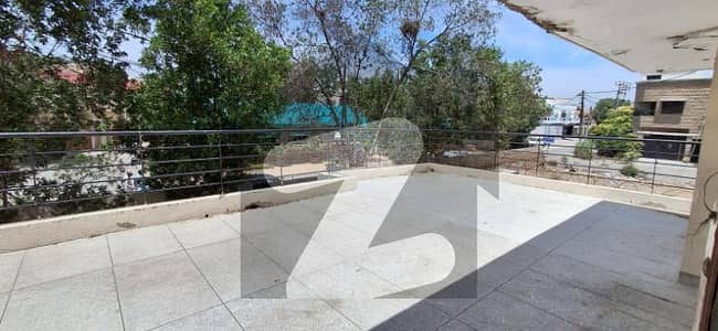 ڈی ایچ اے فیز 4 ڈی ایچ اے ڈیفینس,کراچی میں 3 کمروں کا 12 مرلہ مکان 7.5 کروڑ میں برائے فروخت۔