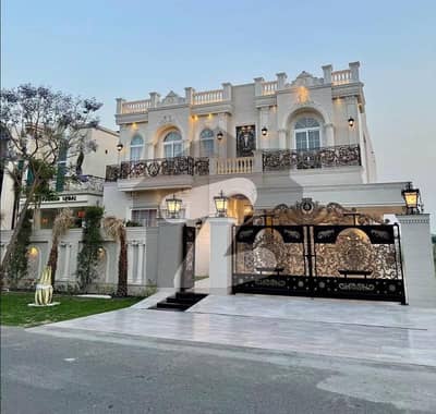 ڈی ایچ اے فیز 7 ڈیفنس (ڈی ایچ اے),لاہور میں 5 کمروں کا 1 کنال مکان 13.75 کروڑ میں برائے فروخت۔