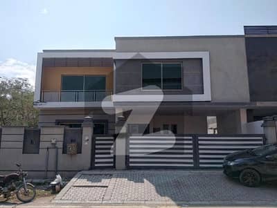 375 SQ YD House in Askari 5 Sector-J Perfect Blend of Comfort & Value