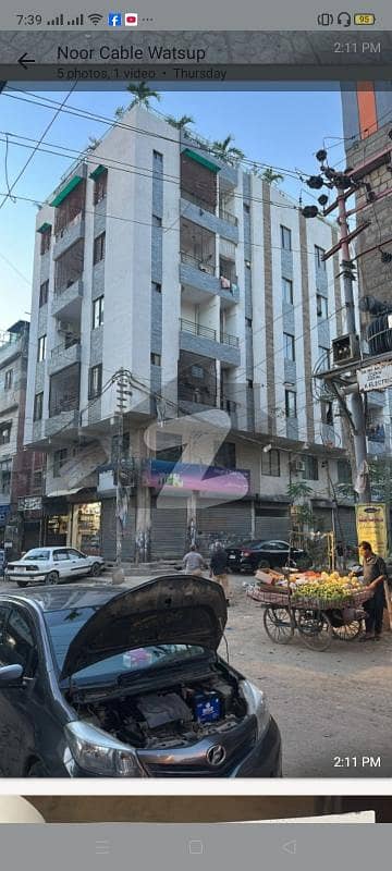 طارق روڈ کراچی میں 3 کمروں کا 4 مرلہ فلیٹ 1.4 کروڑ میں برائے فروخت۔